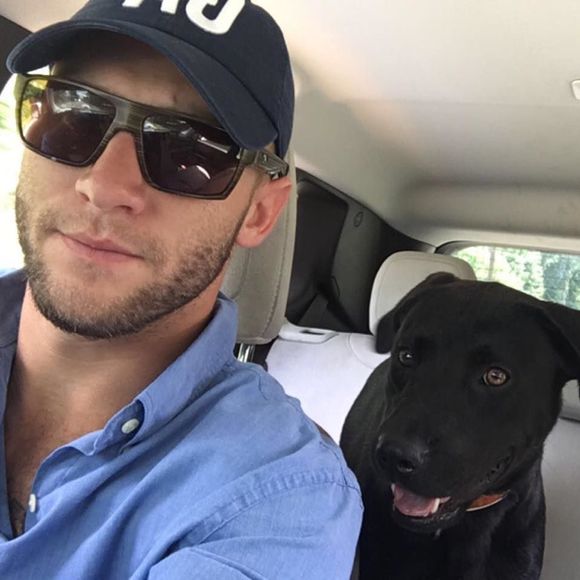 Meet your Posher, Hunter - Picture 1 of 1